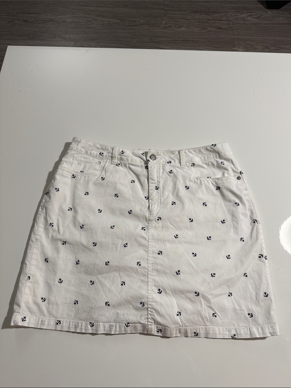 Croft & Barrow Skort Size 12 Stretch Anchors Nautical White